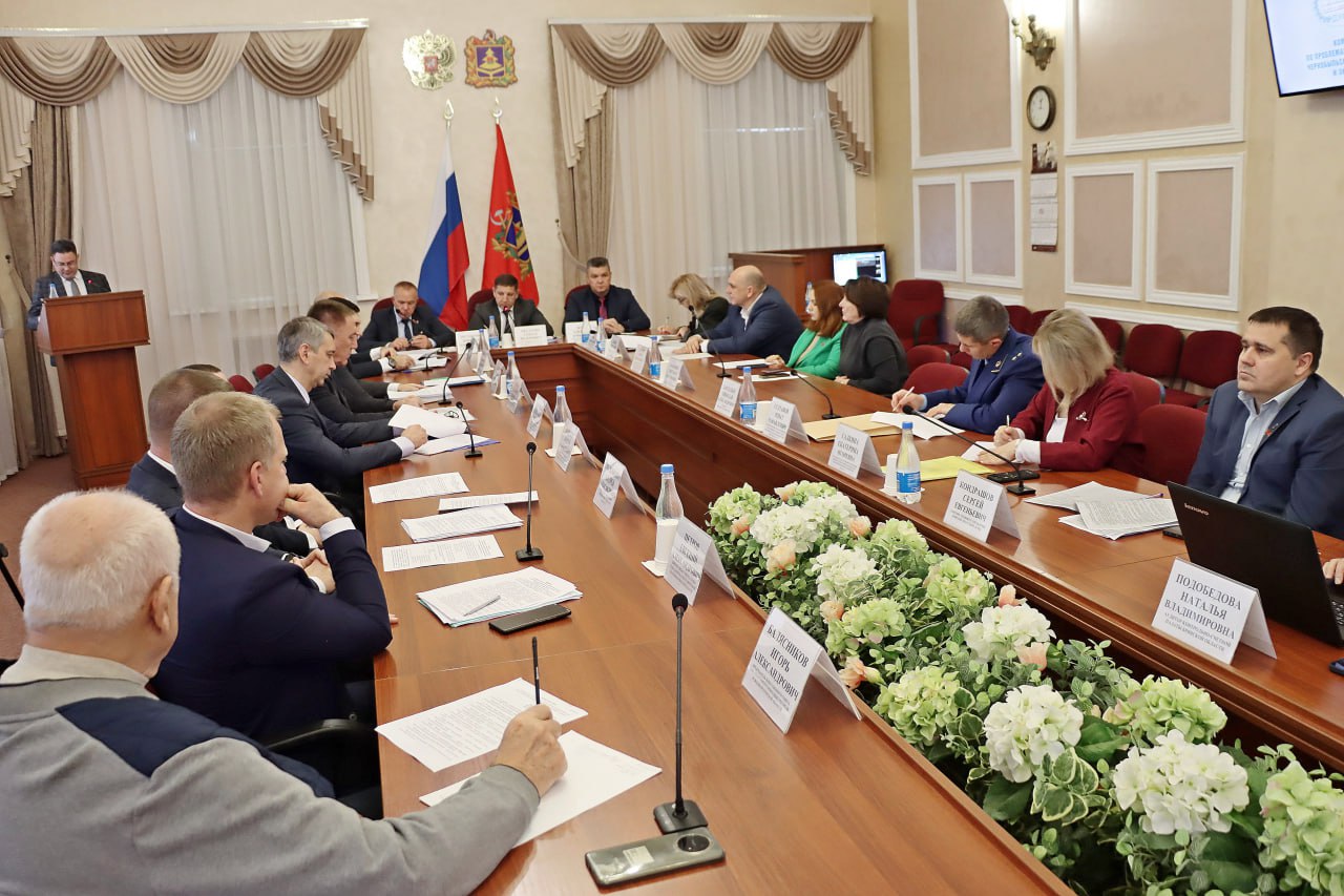 Бюджетная политика-2026: комитет по проблемам последствий чернобыльской катастрофы и экологии под руководством Сергея Чесалина поддержал в 1 чтении проект бюджета на предстоящую трехлетку! Бюджетная политика-2026: комитет по проблемам последствий чернобыльской катастрофы и экологии под руководством Сергея Чесалина поддержал в 1 чтении проект бюджета на предстоящую трехлетку!