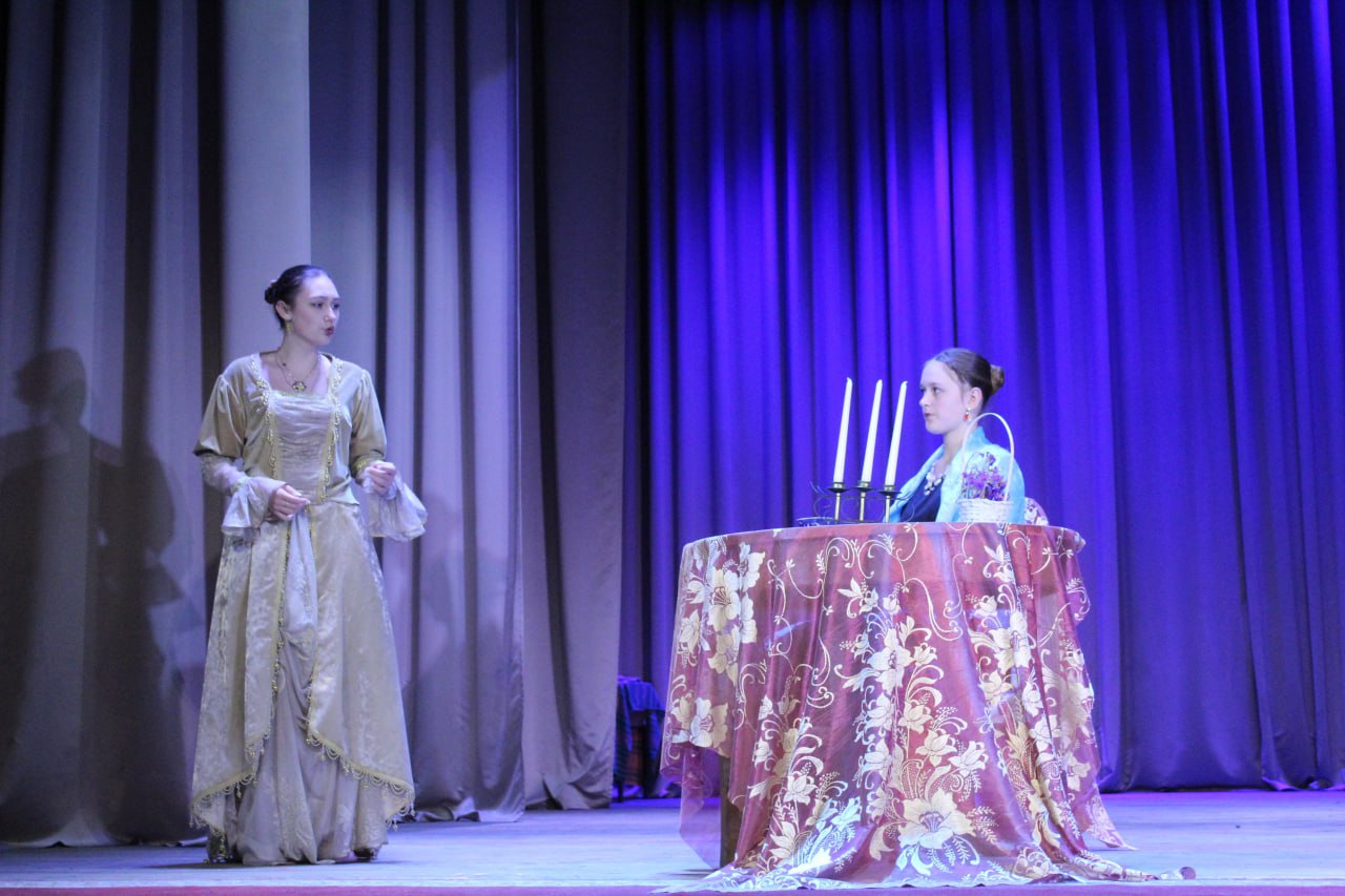 В Клинцовском районе прошёл отборочный этап проекта «Фестиваль школьных театров „Классика в классы“», посвящённого 80-летию Великой Победы В Клинцовском районе прошёл отборочный этап проекта «Фестиваль школьных театров „Классика в классы“», посвящённого 80-летию Великой Победы