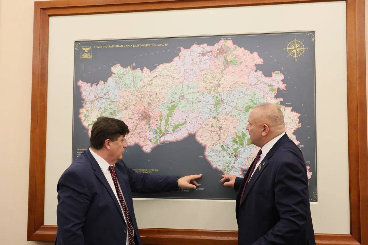 Вместе к решению общих задач! Председатель Брянской областной Думы Валентин Суббот с рабочим визитом посетил Белгородскую область Вместе к решению общих задач! Председатель Брянской областной Думы Валентин Суббот с рабочим визитом посетил Белгородскую область