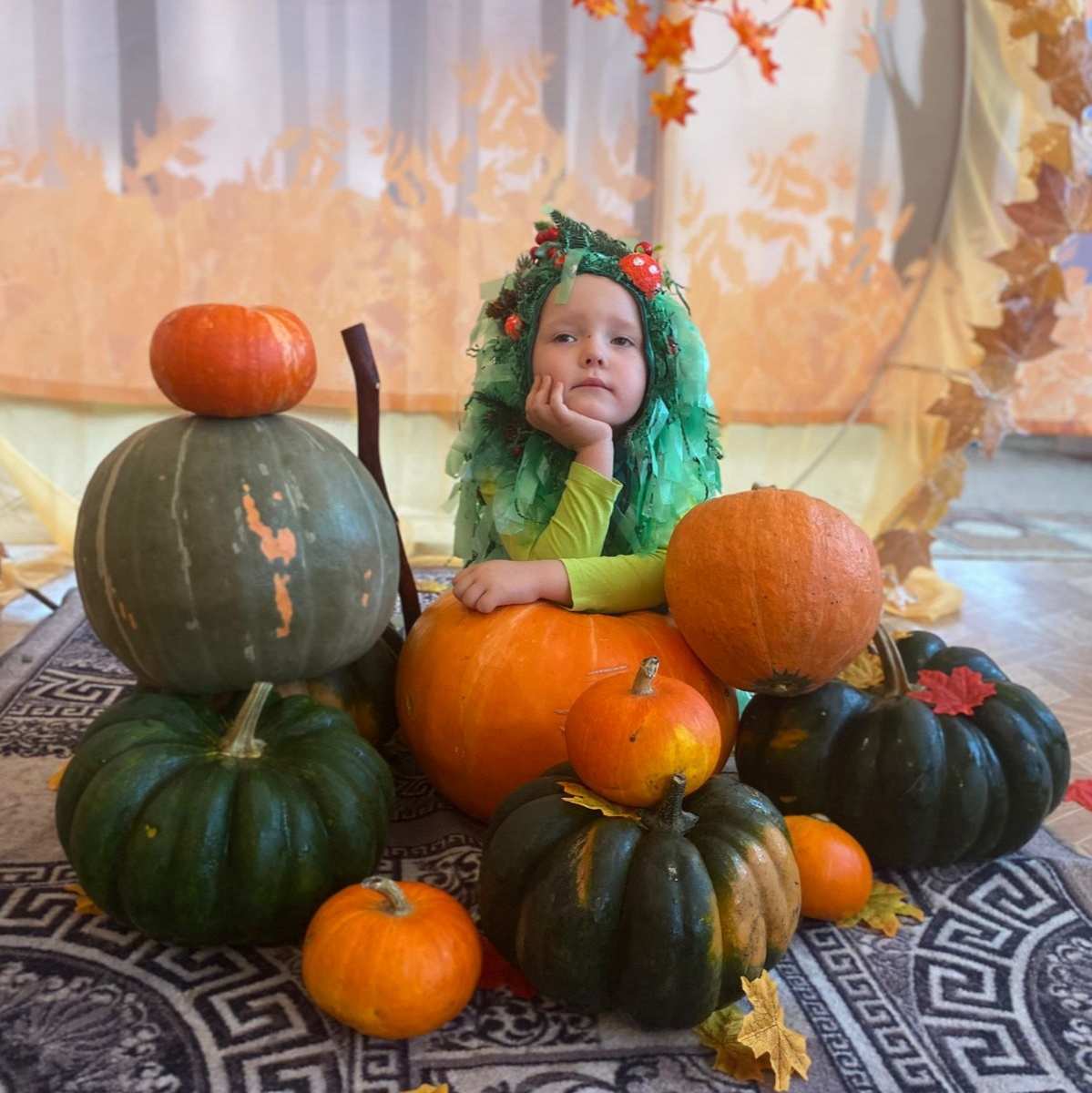 Подходит к концу последний осенний месяц Подходит к концу последний осенний месяц