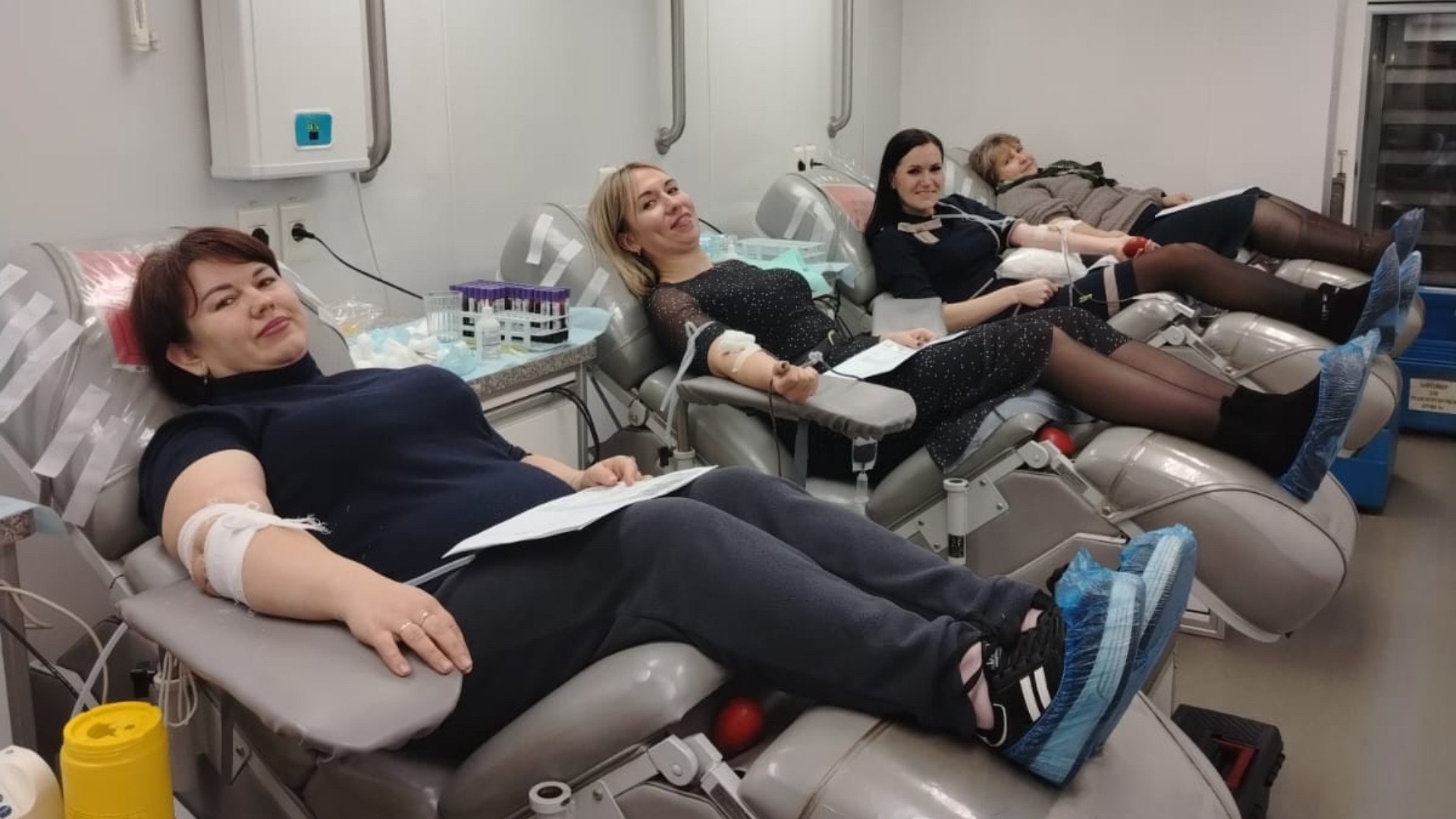 Заводчане БЭМЗа стали донорами крови, спасая жизни