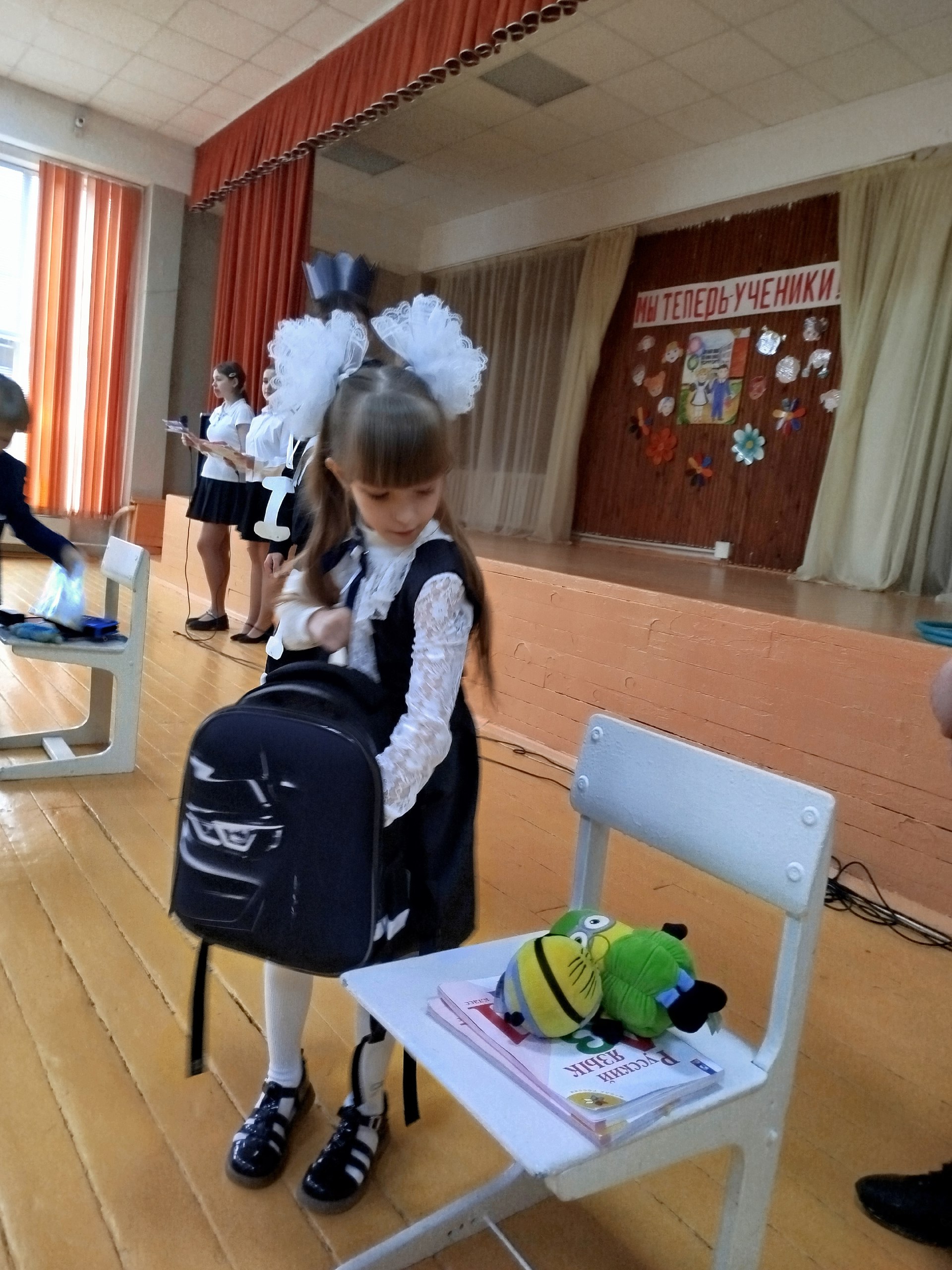 Обучающиеся 7б класса МБОУ СОШ № 7 показали театральное представление Обучающиеся 7б класса МБОУ СОШ № 7 показали театральное представление