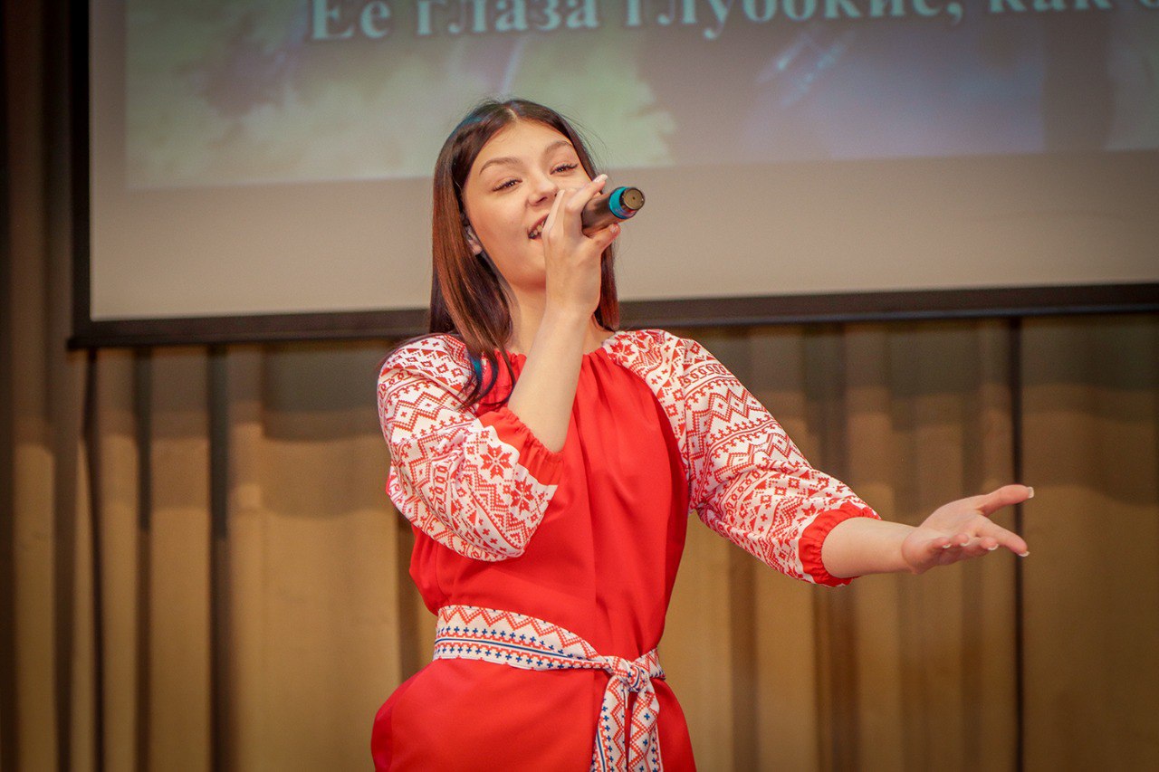 Денис Семёнов: «Я горжусь нашей молодёжью» Денис Семёнов: «Я горжусь нашей молодёжью»