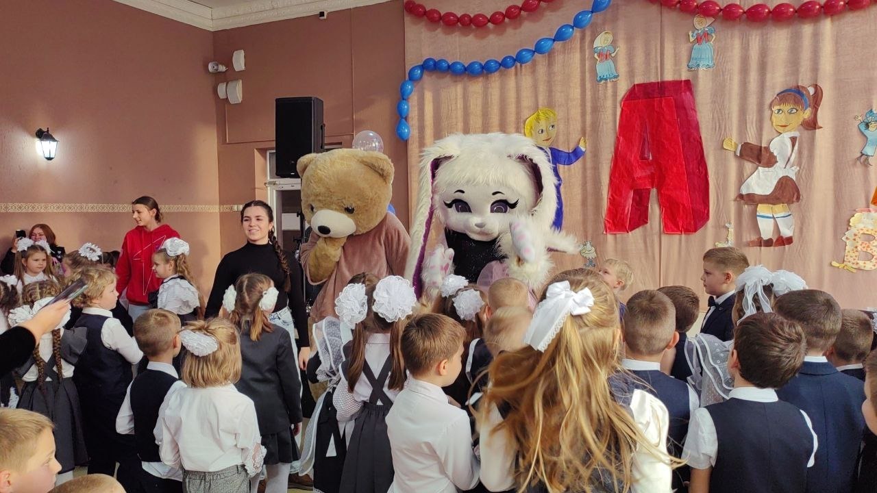 Сегодня в стенах МБОУ-СОШ №3 состоялся настоящий детский праздник для учащихся первого класса! Сегодня в стенах МБОУ-СОШ №3 состоялся настоящий детский праздник для учащихся первого класса!