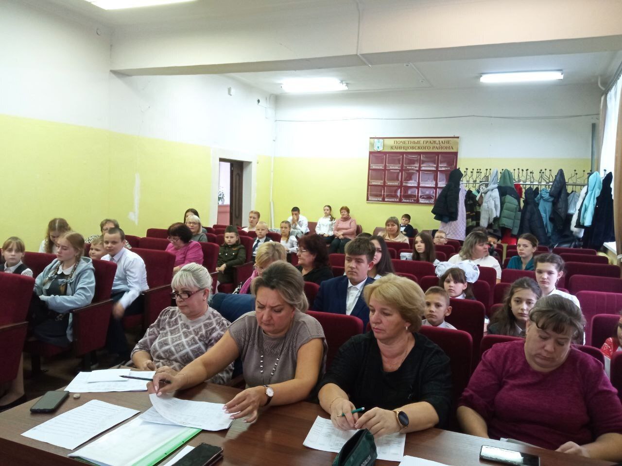 Прошёл муниципальный этап регионального конкурса чтецов «Моя Родина» среди обучающихся общеобразовательных учреждений Клинцовского района 1 – 11 классов Прошёл муниципальный этап регионального конкурса чтецов «Моя Родина» среди обучающихся общеобразовательных учреждений Клинцовского района 1 – 11 классов