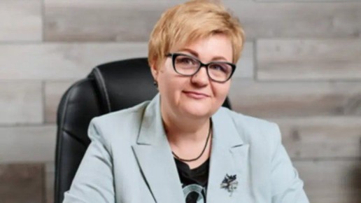 Путин присвоил звание заслуженного экономиста РФ сотруднице брянского завода