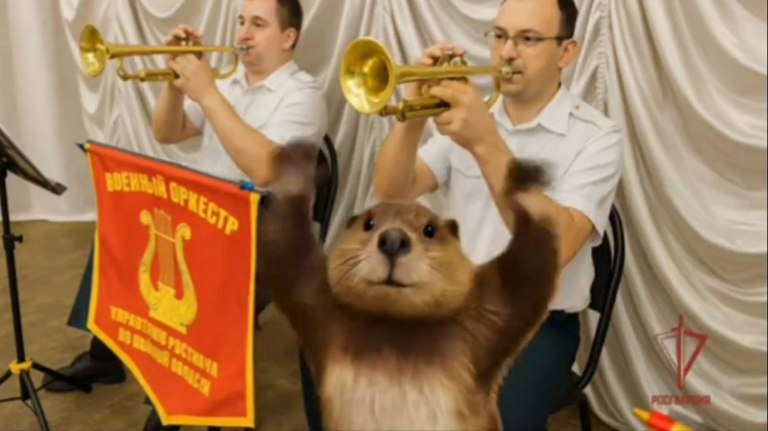 «Бобёр» из Брянска: оркестр Росгвардии покорил сеть и получил респект от SLAVA SKRIPKA