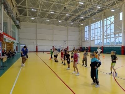 В рамках плана мероприятий, посвященных Году поддержки участников специальной военной операции и членов их семей в спортивной школе "Юность" среди отделений единоборств и волейбола были проведены спортивные соревнования... В рамках плана мероприятий, посвященных Году поддержки участников специальной военной операции и членов их семей в спортивной школе "Юность" среди отделений единоборств и волейбола были проведены спортивные соревнования...