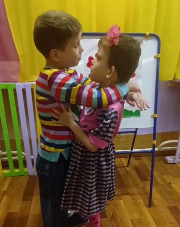 Дружба - это тёплый ветер Дружба - это тёплый ветер