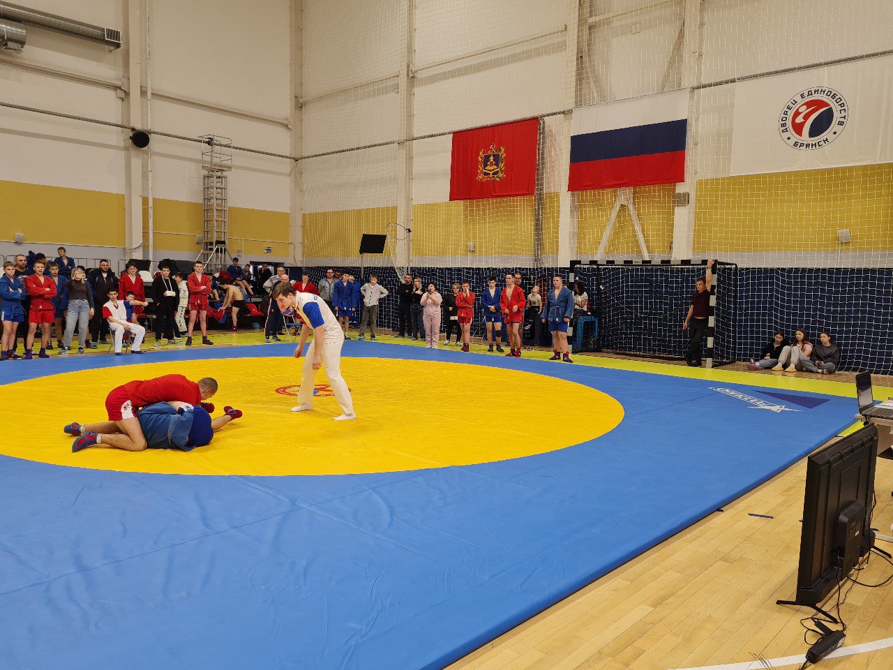 Александр Богомаз: Поздравляю спортсменов и тренеров с Всероссийским днем самбо! Александр Богомаз: Поздравляю спортсменов и тренеров с Всероссийским днем самбо!