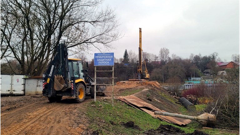 В Сураже к новому году появится пешеходный мост через Ипуть