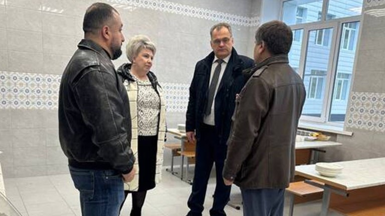 Комиссия осталась довольна качеством капремонтов школ № 39 и 42 в Брянске