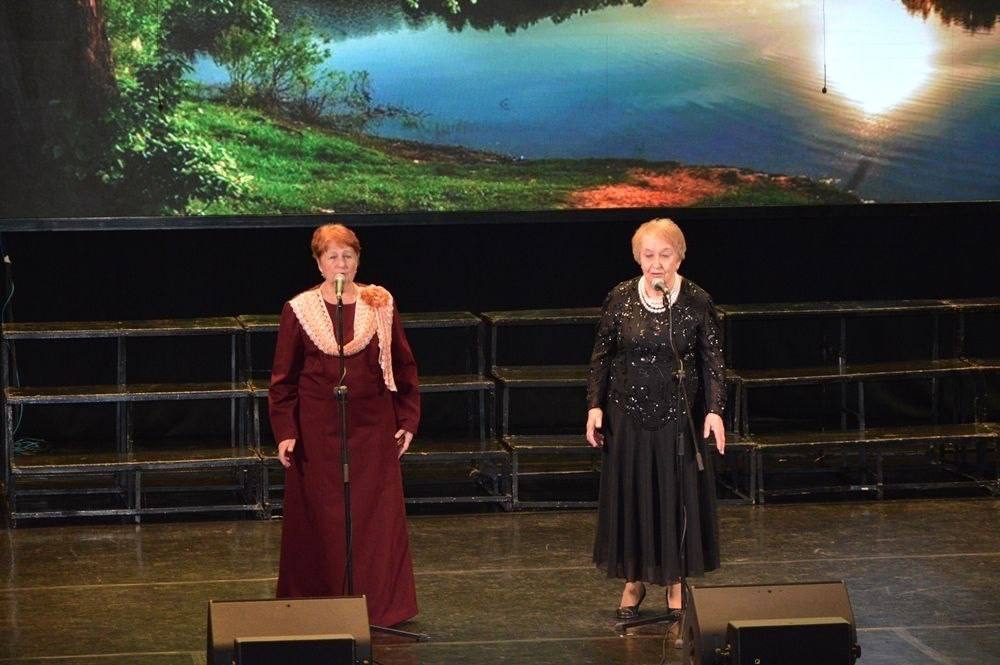 14 ноября во Дворце культуры БМЗ Брянского областного методического центра «Народное творчество» состоялся концерт народного академического хора ветеранов и музыкального театра-студии «Обертон», посвящённый 185-летию Петра... 14 ноября во Дворце культуры БМЗ Брянского областного методического центра «Народное творчество» состоялся концерт народного академического хора ветеранов и музыкального театра-студии «Обертон», посвящённый 185-летию Петра...