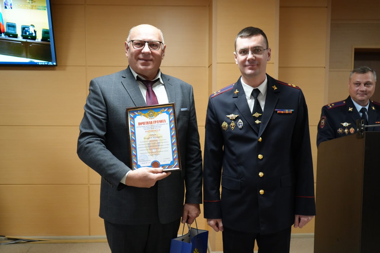 В УМВД состоялось торжественное мероприятие в честь Дня службы участковых уполномоченных полиции В УМВД состоялось торжественное мероприятие в честь Дня службы участковых уполномоченных полиции