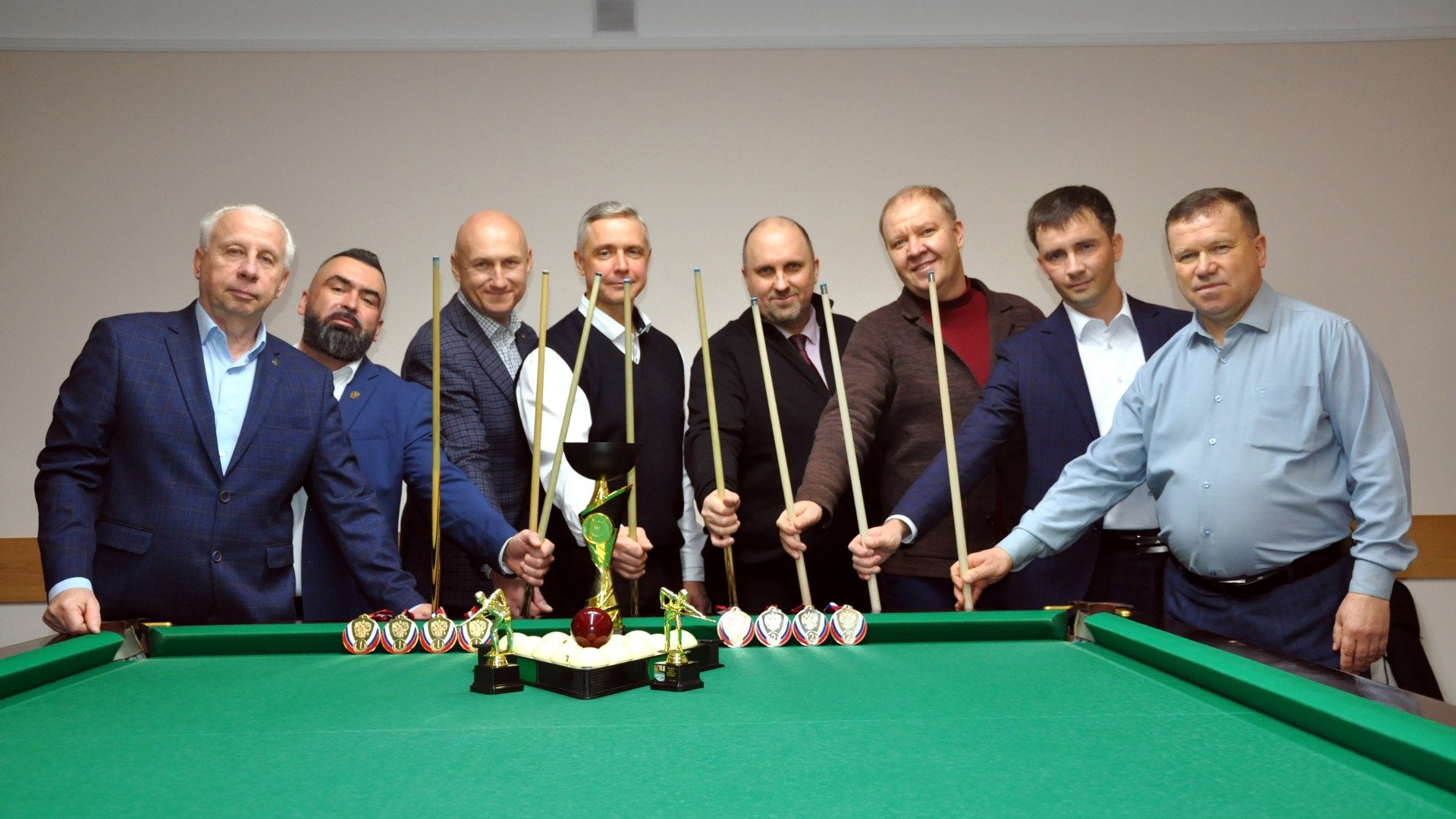 Команды судов Брянска сразились в турнире по русскому бильярду