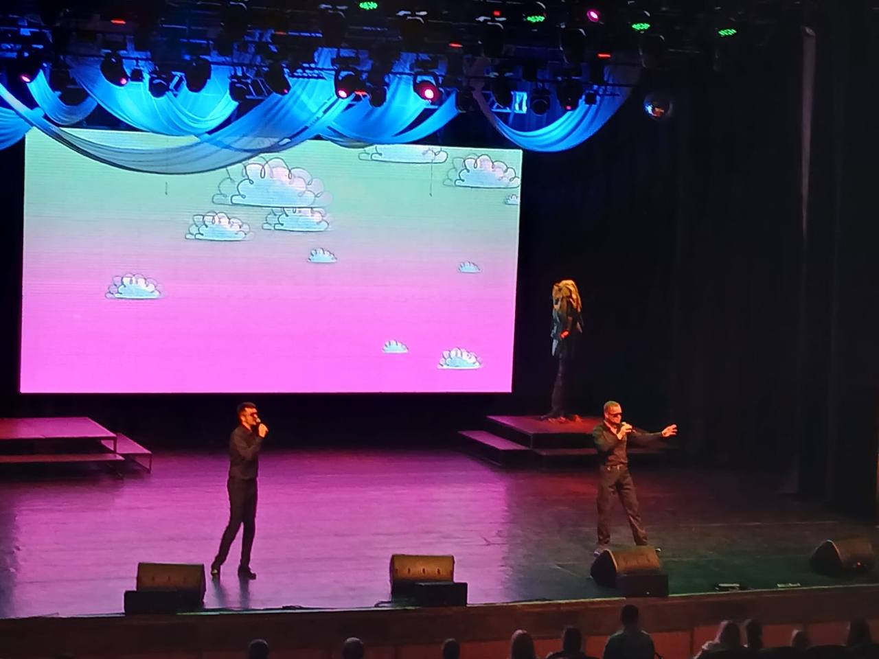 15 ноября на сцене к/з «Дружба» Брянская областная филармония представила детскую игровую программу «Семь желаний» в рамках абонемента «Филармония детям» 15 ноября на сцене к/з «Дружба» Брянская областная филармония представила детскую игровую программу «Семь желаний» в рамках абонемента «Филармония детям»