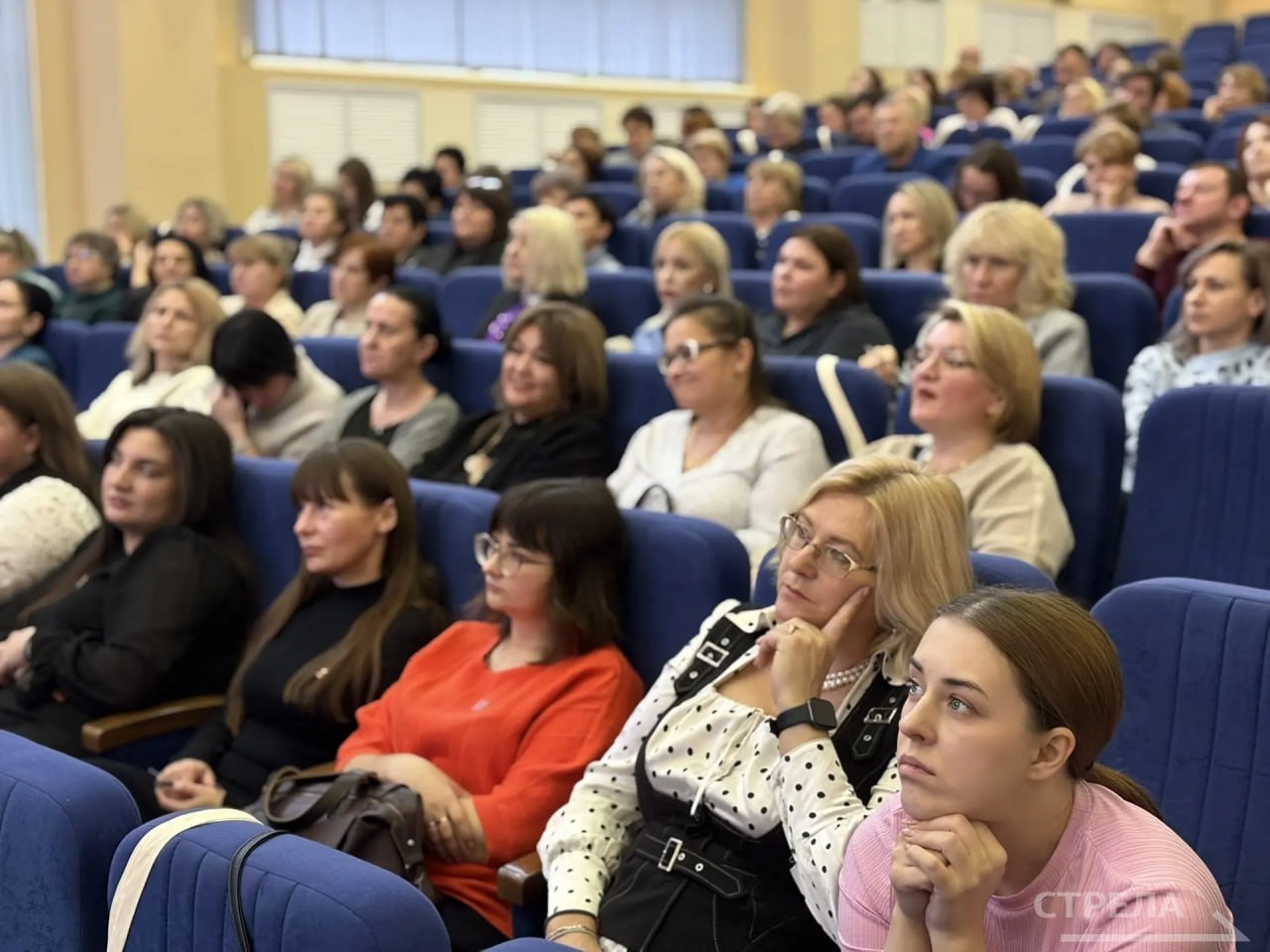 Во Дворце единоборств имени Артёма Осипенко в Брянске стартовала программа «Цифровой мир — территория ответственности» Во Дворце единоборств имени Артёма Осипенко в Брянске стартовала программа «Цифровой мир — территория ответственности»