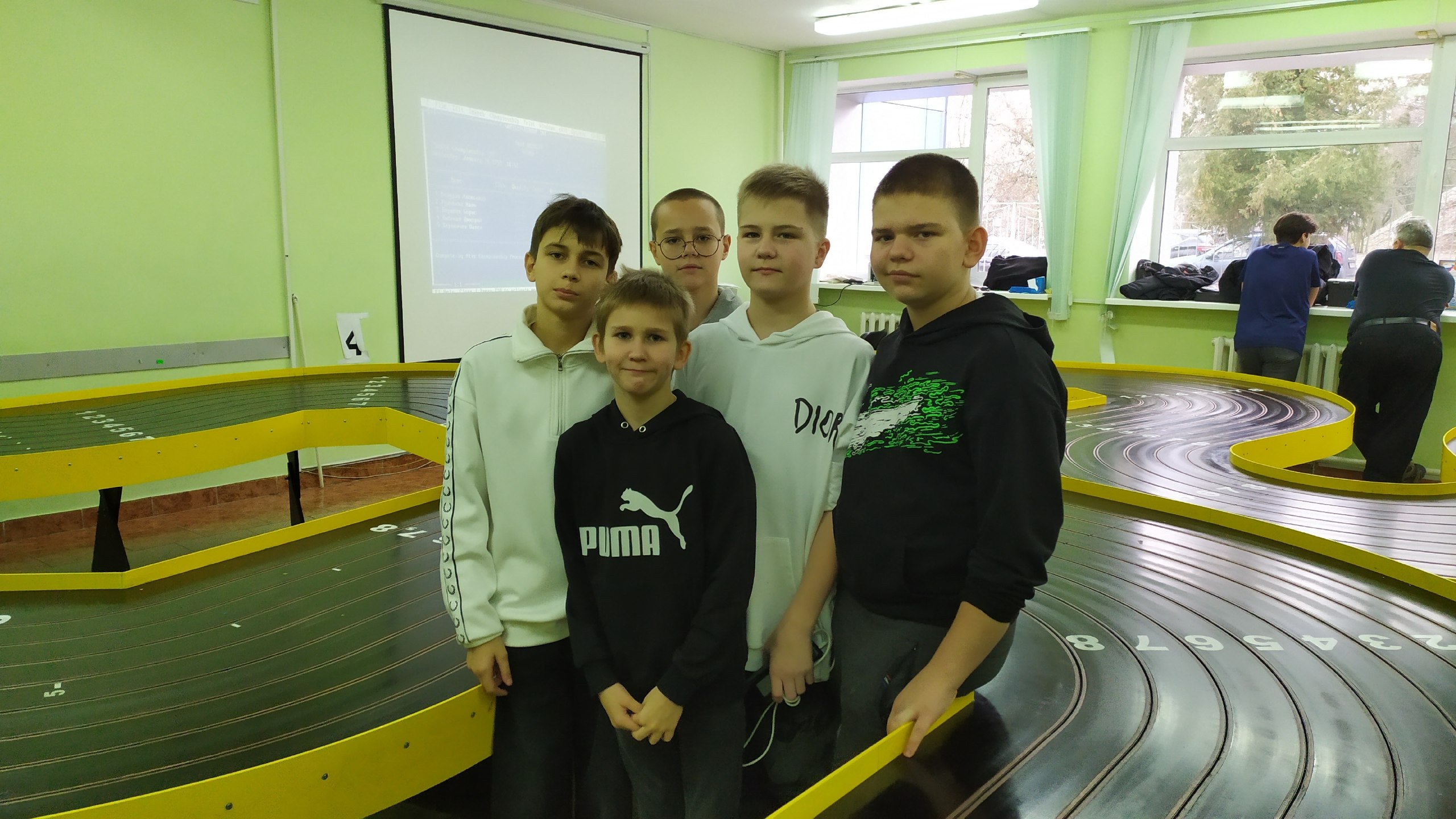 15-16 ноября состоялись областные соревнования по автомодельному спорту в классах трассовых моделях 15-16 ноября состоялись областные соревнования по автомодельному спорту в классах трассовых моделях