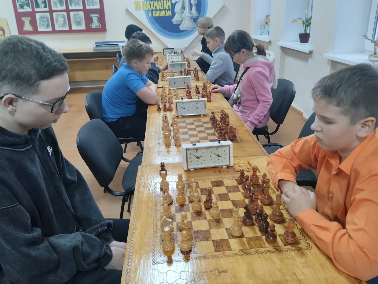 В шахматном клубе "Дебют" прошел шахматный турнир, посвященный 80-летию Победы в Великой Отечественной войне В шахматном клубе "Дебют" прошел шахматный турнир, посвященный 80-летию Победы в Великой Отечественной войне