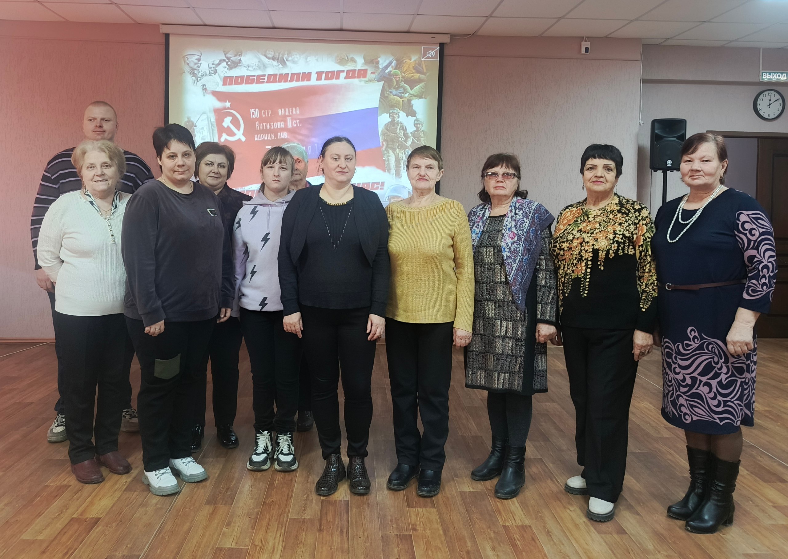 Даже в самые суровые времена, когда звуки сражений заглушают всё вокруг, искусство находит свой путь