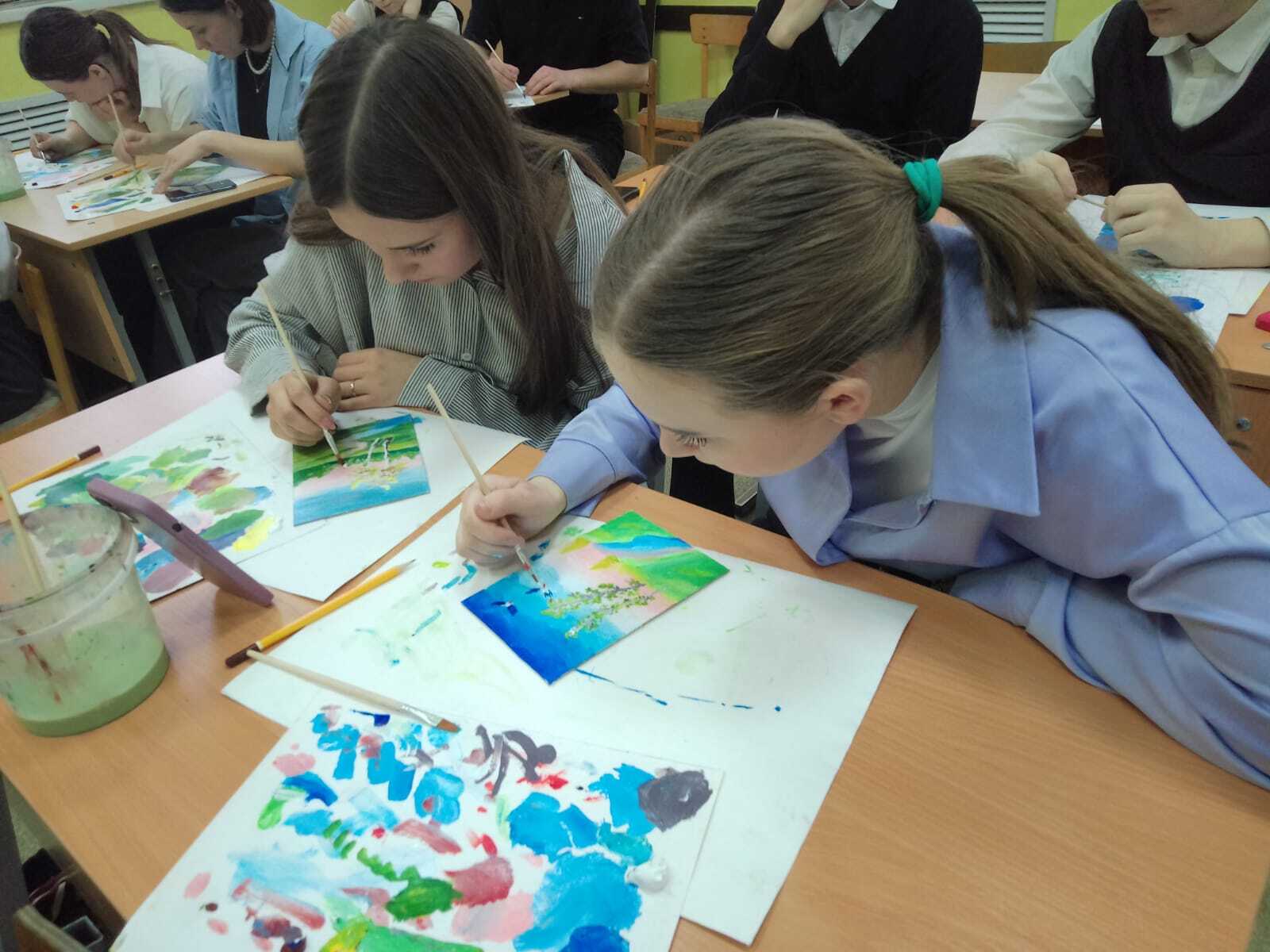 В рамках проекта "Пушкинская карта" 18 ноября 2025 года заведующая художественным отделением Детской школы искусств им. Е. М. Беляева - Ермолаева Галина Ивановна провела для учащихся 7-ой средней школы... В рамках проекта "Пушкинская карта" 18 ноября 2025 года заведующая художественным отделением Детской школы искусств им. Е. М. Беляева - Ермолаева Галина Ивановна провела для учащихся 7-ой средней школы...