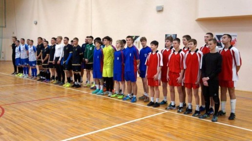 Брянские полицейские провели мини-футбольный турнир для студентов