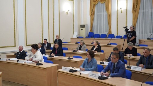 Богомаз представил нового начальника управления госрегулирования тарифов области