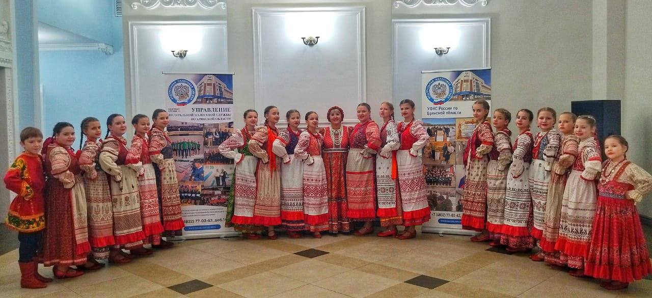 Сегодня на сцене Дворца культуры БМЗ состоялось торжественное мероприятие, посвящённое 35-летию образования налоговых органов Российской Федерации Сегодня на сцене Дворца культуры БМЗ состоялось торжественное мероприятие, посвящённое 35-летию образования налоговых органов Российской Федерации