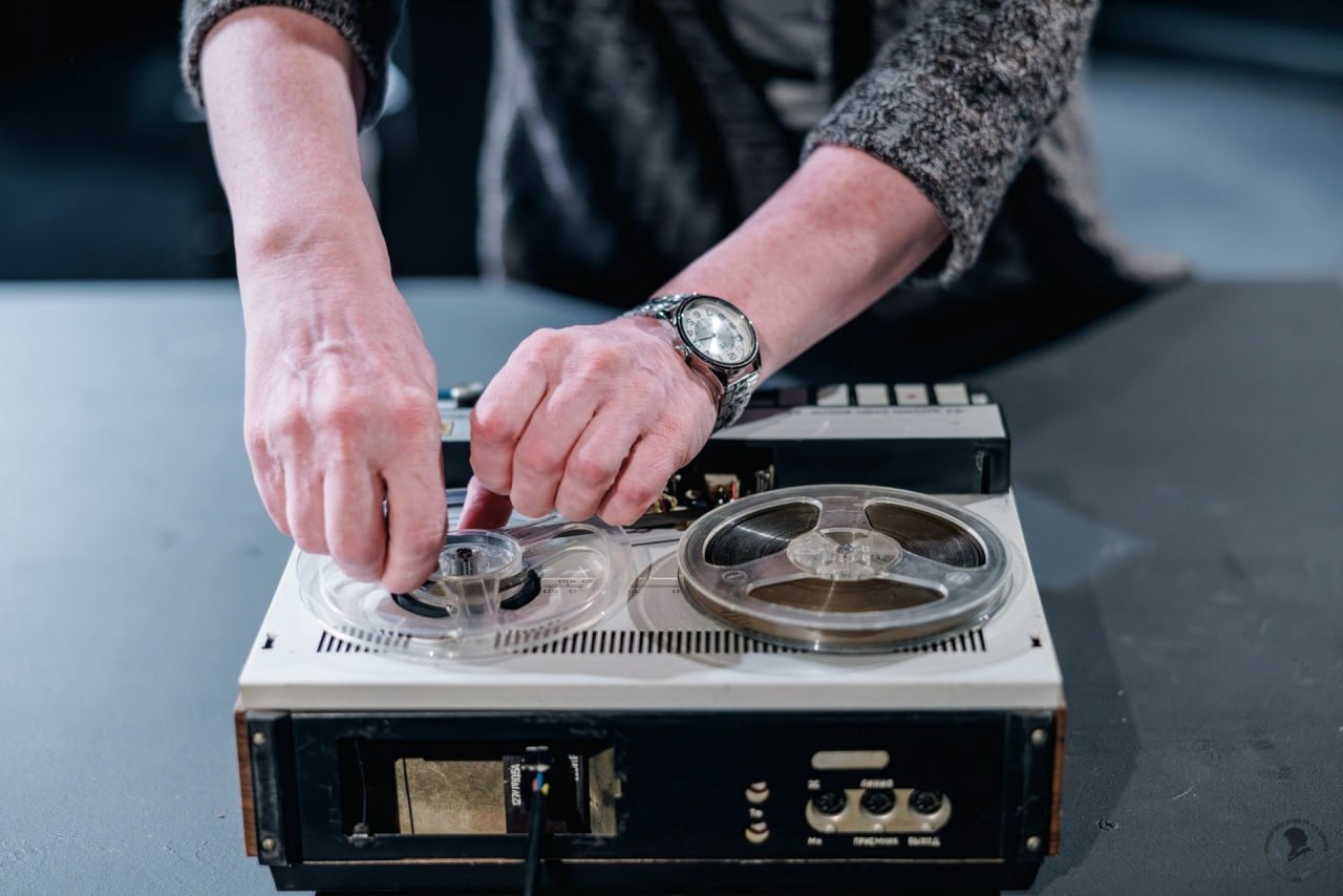 В Брянске в областном театре драмы имени А.К. Толстого впервые прошел спектакль на малой сцене В Брянске в областном театре драмы имени А.К. Толстого впервые прошел спектакль на малой сцене