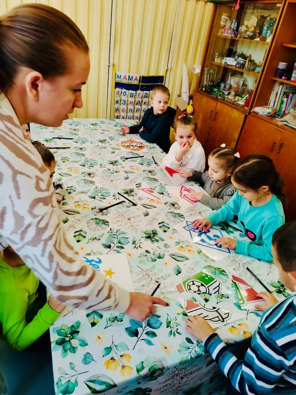 Настольный футбол – это игра, которую знают в любой стране нашей планеты, она не требует определенных знаний, спортивной подготовки или специального оборудования Настольный футбол – это игра, которую знают в любой стране нашей планеты, она не требует определенных знаний, спортивной подготовки или специального оборудования