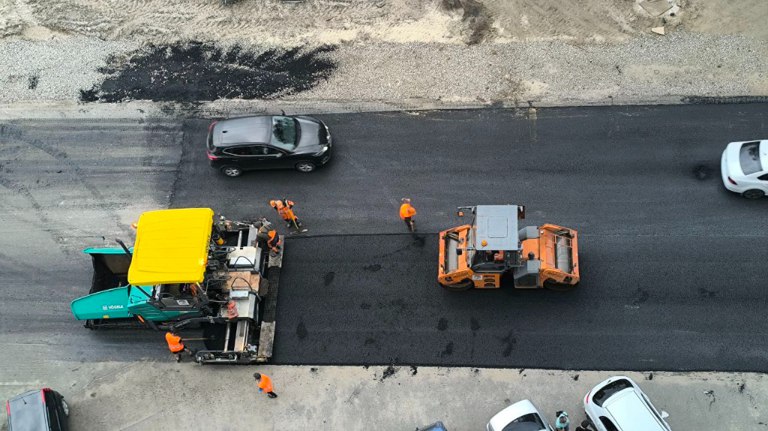 В Брянске продолжили расширять дорожную сеть и обновлять транспортные маршруты