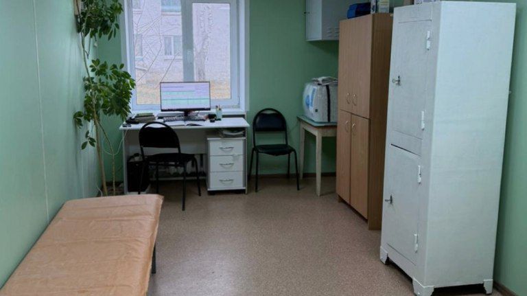 В отремонтированном ФАПе в брянском селе Чичково приступила к работе Анна Азарина