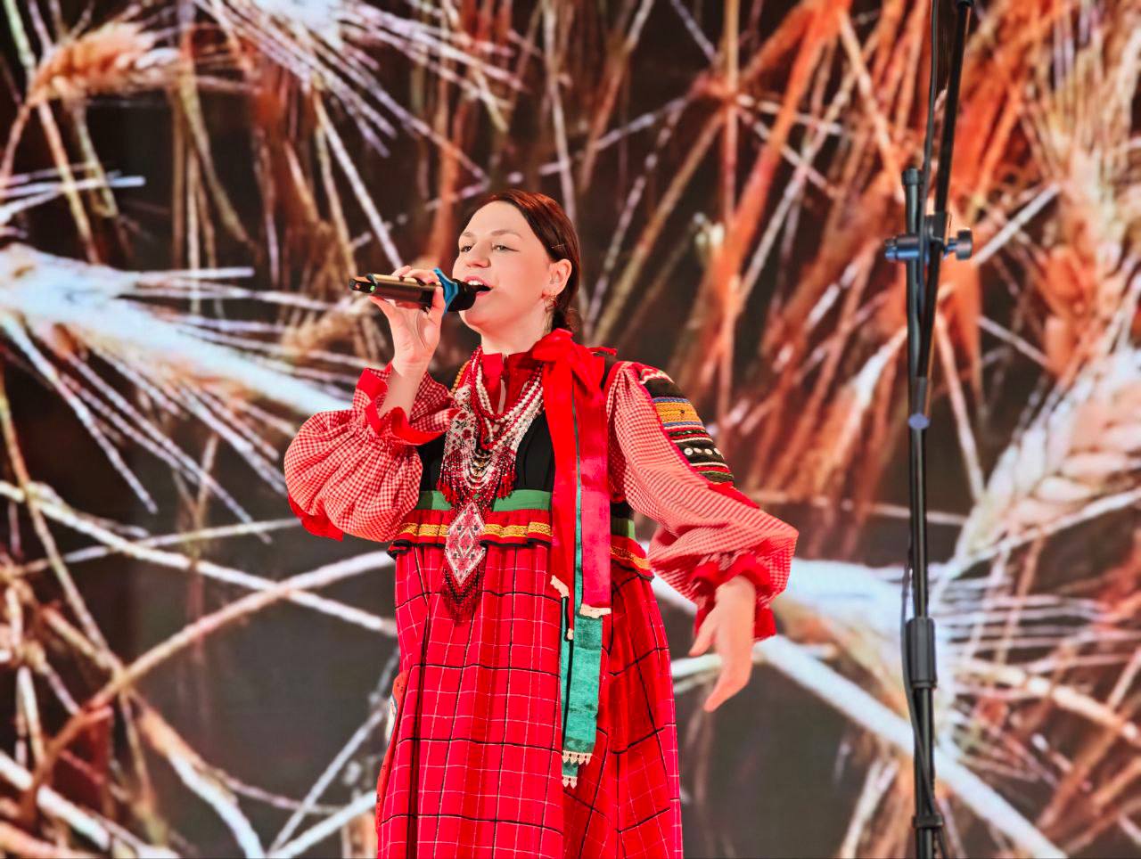 Сегодня в Брянском областном колледже искусств состоялся концерт «Я — патриот! И в этом наша сила» Сегодня в Брянском областном колледже искусств состоялся концерт «Я — патриот! И в этом наша сила»