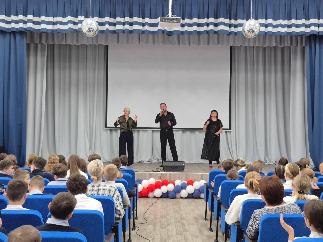 Брянская областная филармония продолжает серию концертов для детей в рамках урока музыки из цикла «Гармония»