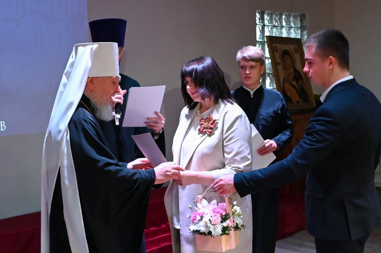 18 ноября 2025 года, в рамках региональных XIV Рождественских образовательных чтений «Просвещение и нравственность: формирование личности и вызовы времени», на базе Центра подготовки церковных специалистов Брянской епархии... 18 ноября 2025 года, в рамках региональных XIV Рождественских образовательных чтений «Просвещение и нравственность: формирование личности и вызовы времени», на базе Центра подготовки церковных специалистов Брянской епархии...