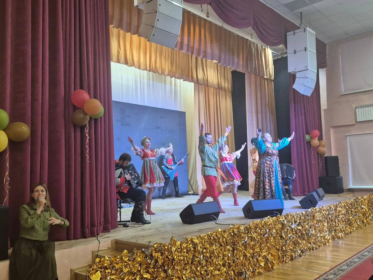 Брянская областная филармония продолжает серию концертов для детей в рамках урока музыки из цикла «Гармония» Брянская областная филармония продолжает серию концертов для детей в рамках урока музыки из цикла «Гармония»