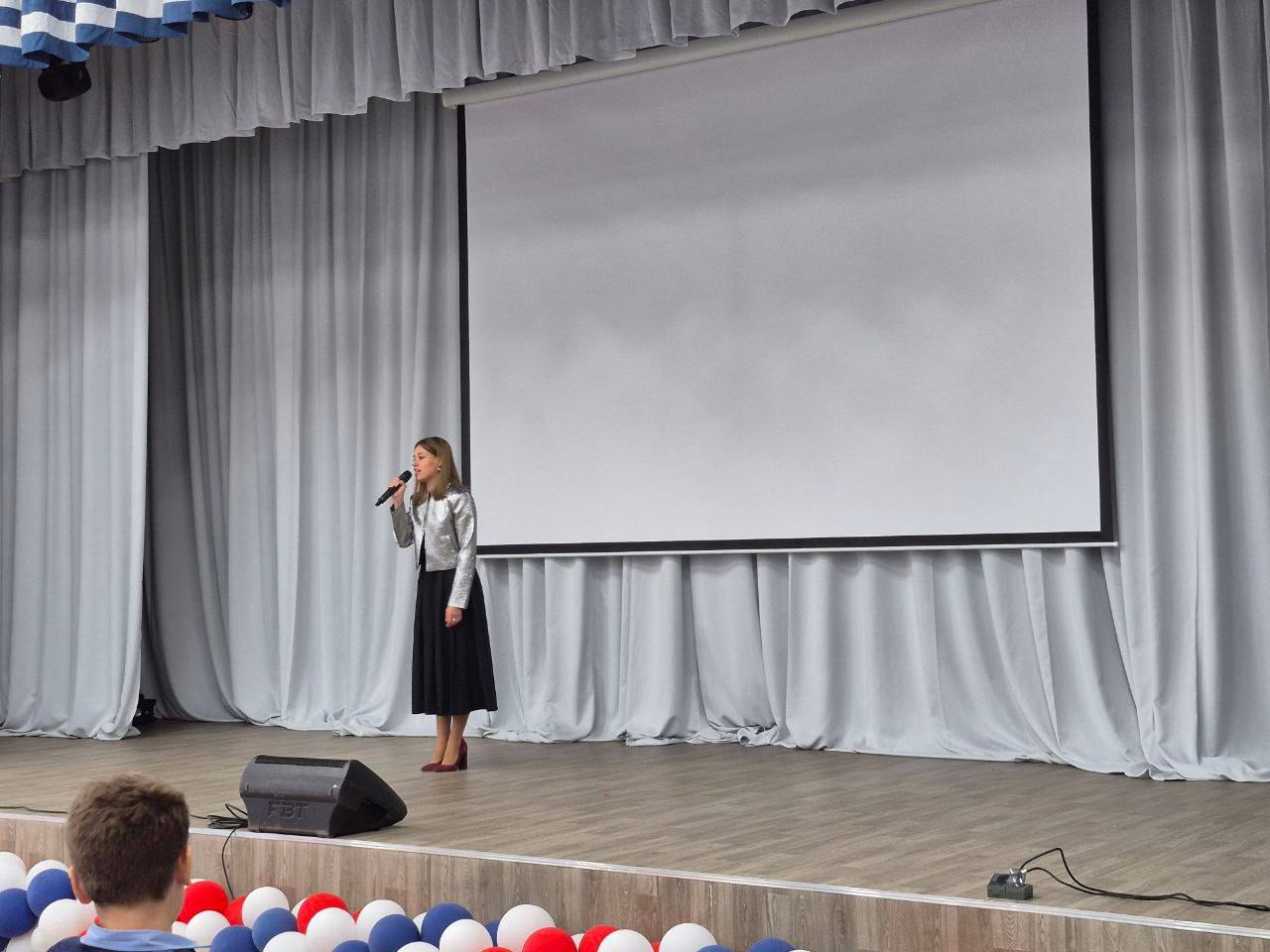 Брянская областная филармония продолжает серию концертов для детей в рамках урока музыки из цикла «Гармония» Брянская областная филармония продолжает серию концертов для детей в рамках урока музыки из цикла «Гармония»