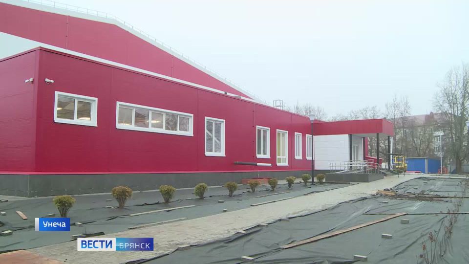 Скоро откроется первый в Унечском районе бассейн