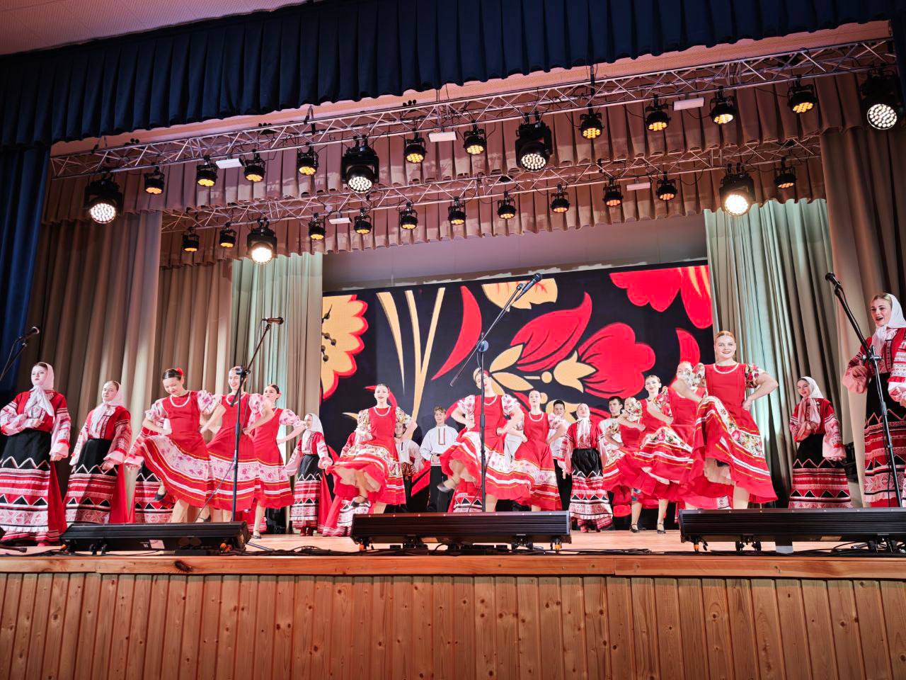 Сегодня в Брянском областном колледже искусств состоялся концерт «Я — патриот! И в этом наша сила» Сегодня в Брянском областном колледже искусств состоялся концерт «Я — патриот! И в этом наша сила»