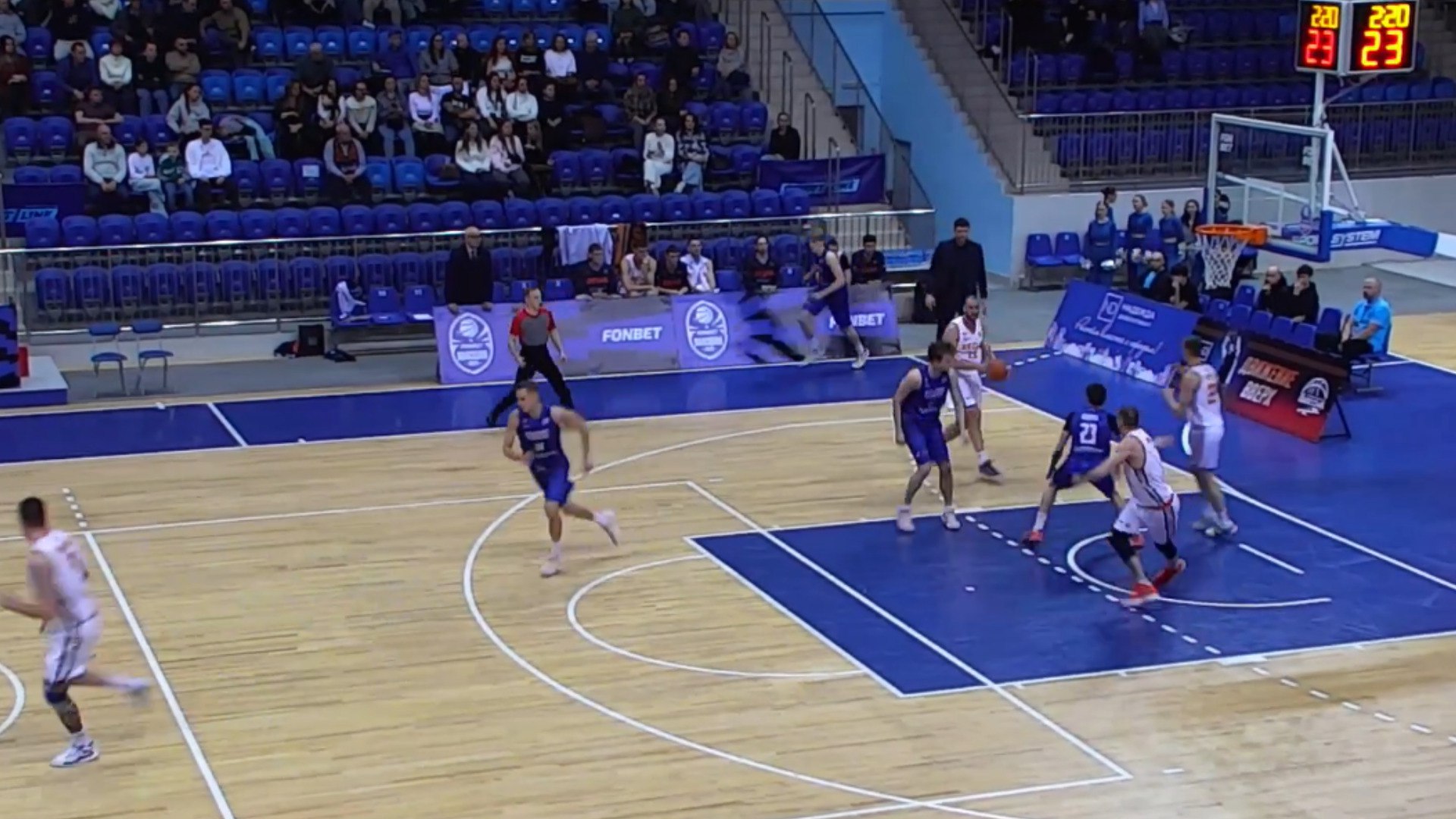 Баскетбольный клуб "Десна" обыграл магнитогорских соперников