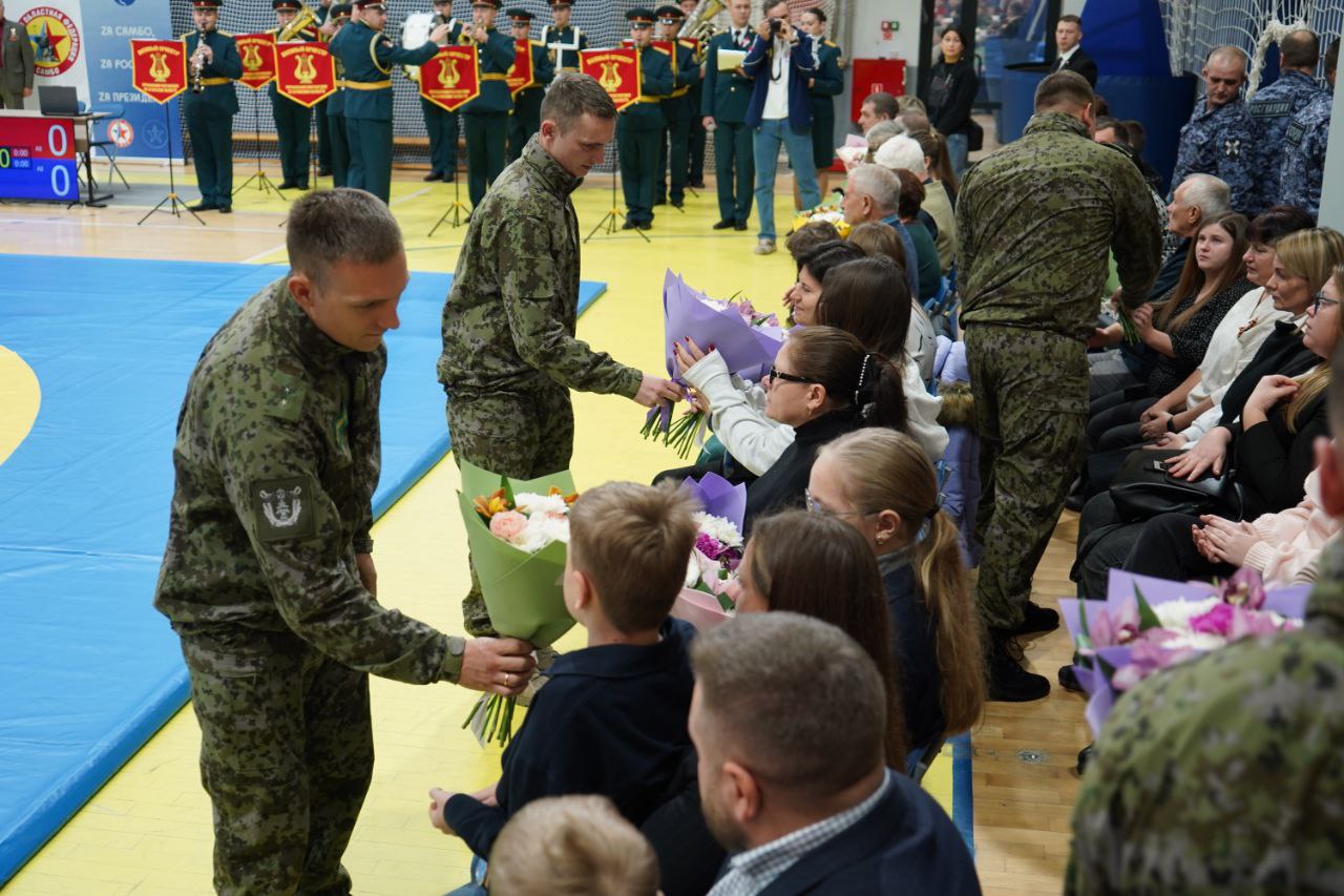 Александр Богомаз: Рад приветствовать спортсменов и тренеров на соревнованиях, посвященных сотрудникам силовых структур, погибшим при выполнении боевых заданий во имя нашей страны, нашего народа Александр Богомаз: Рад приветствовать спортсменов и тренеров на соревнованиях, посвященных сотрудникам силовых структур, погибшим при выполнении боевых заданий во имя нашей страны, нашего народа