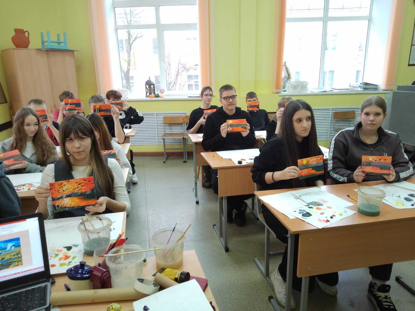 В рамках проекта "Пушкинская карта" 25 ноября 2025 года заведующая художественным отделением Детской школы искусств им. Е. М. Беляева Ермолаева Галина Ивановна провела для учащихся МБОУ-СОШ №3 культурно-просветительское... В рамках проекта "Пушкинская карта" 25 ноября 2025 года заведующая художественным отделением Детской школы искусств им. Е. М. Беляева Ермолаева Галина Ивановна провела для учащихся МБОУ-СОШ №3 культурно-просветительское...