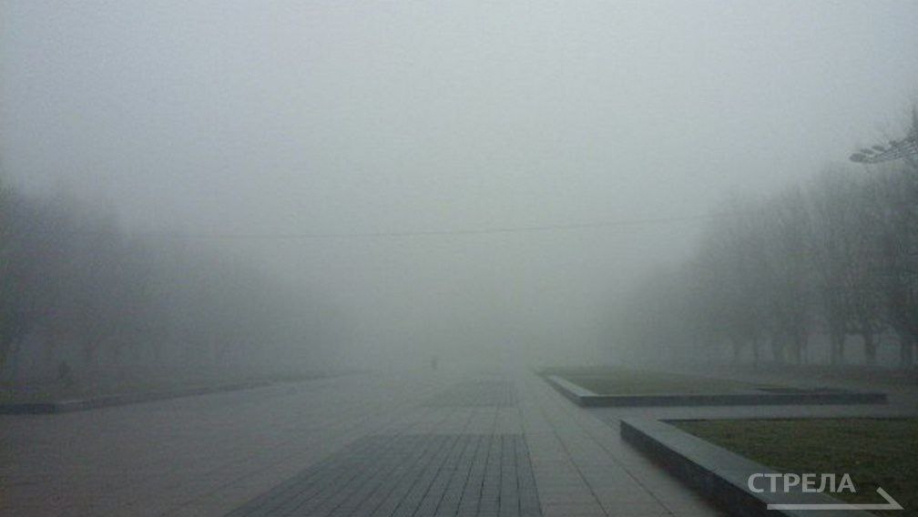 Региональный Гидрометцентр сегодня, 25 ноября, сообщил о введении жёлтого уровня погодной опасности, который продлится до 21:00 26 ноября