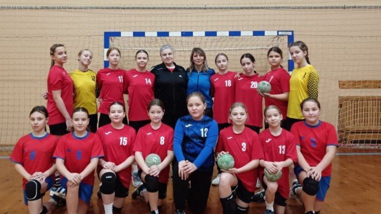 Брянские гандболистки заняли призовые места на турнире в Гомеле