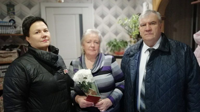 В Брасовском районе поздравили матерей, чьи сыновья отдали жизнь за Родину