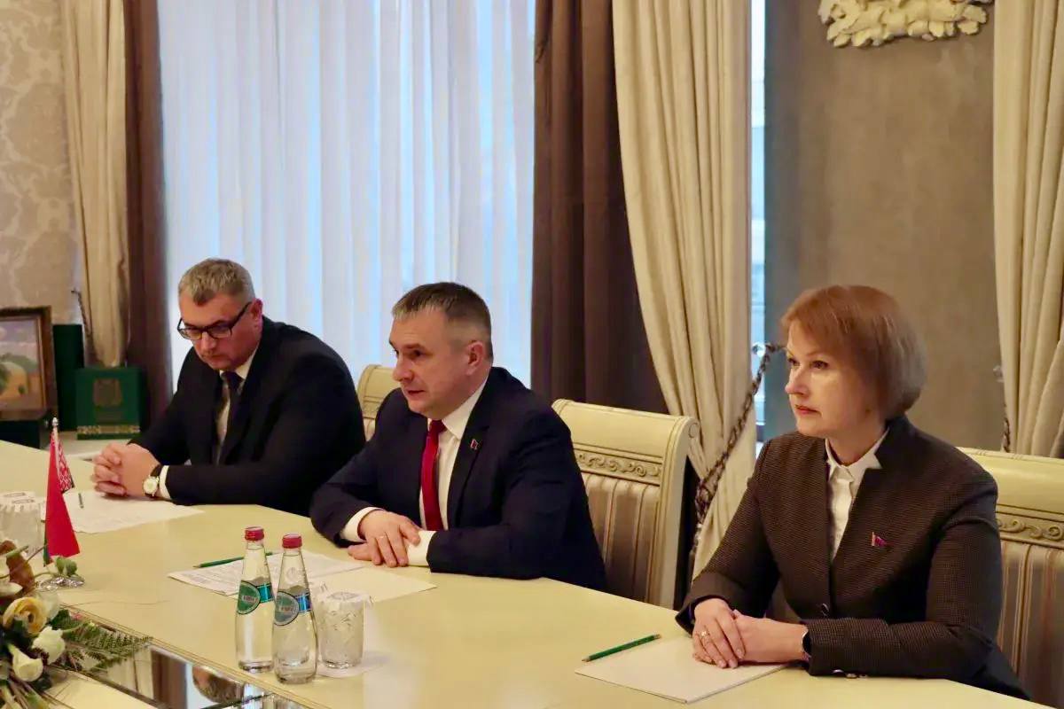 Сегодня отмечается 82-годовщина освобождения Гомеля от немецко-фашистских захватчиков Сегодня отмечается 82-годовщина освобождения Гомеля от немецко-фашистских захватчиков