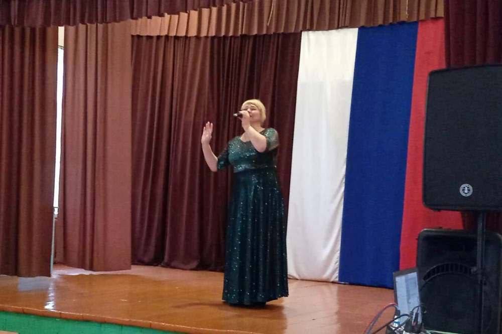 Многофункциональный автоклуб Погарского районного Дома культуры продолжает работу по проведению межмуниципальных концертов Многофункциональный автоклуб Погарского районного Дома культуры продолжает работу по проведению межмуниципальных концертов