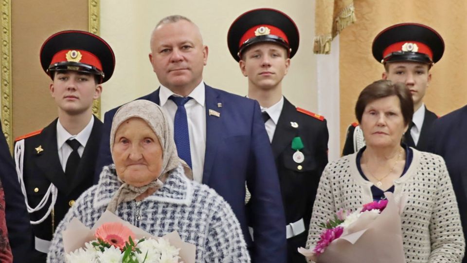 Руководители области провели в Брянске встречу с матерями Героев СВО