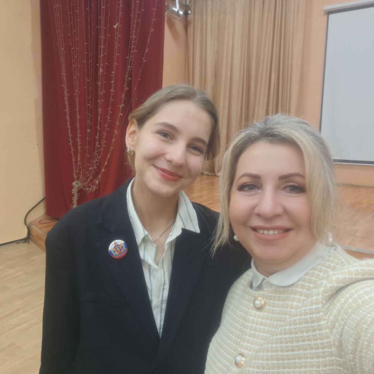 Инна Мухина: В рамках проекта "Классные встречи" пообщалась с учениками лицея 27 г.Брянска Инна Мухина: В рамках проекта "Классные встречи" пообщалась с учениками лицея 27 г.Брянска