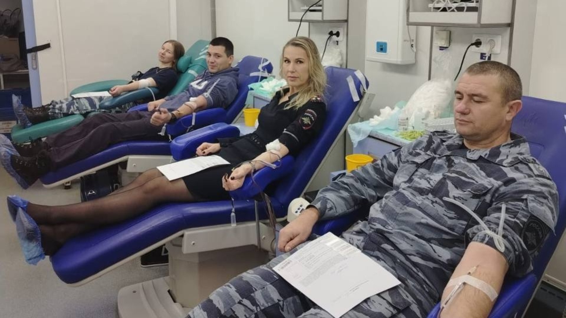 Брянский филиал орловского института МВД России провел выездной День донора